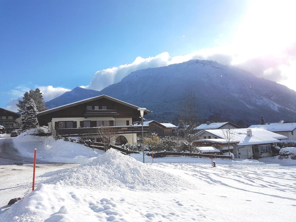 Ferienwohnungen "Am Golfplatz" Inkl. Chiemgaukarte Ruhpolding Exterior photo